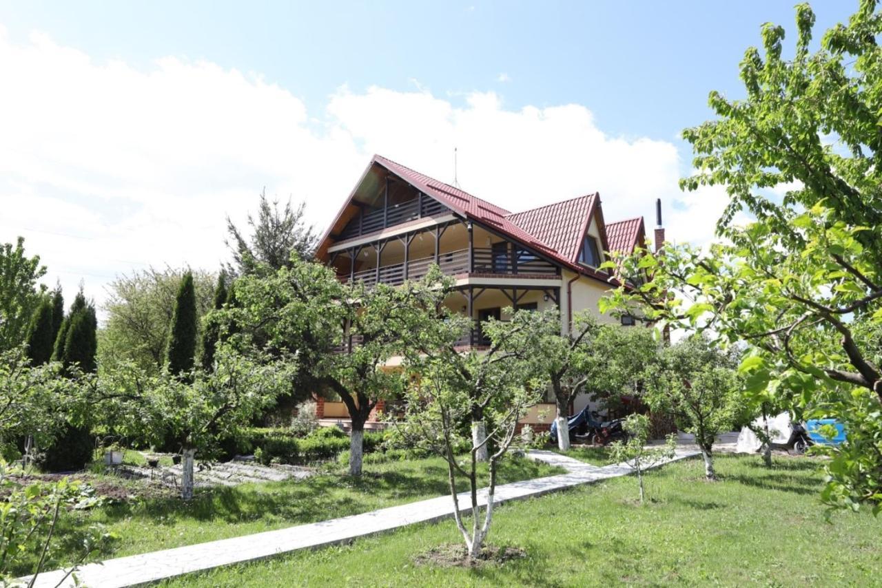 Casa Stefandra Hotel Breaza  Ngoại thất bức ảnh